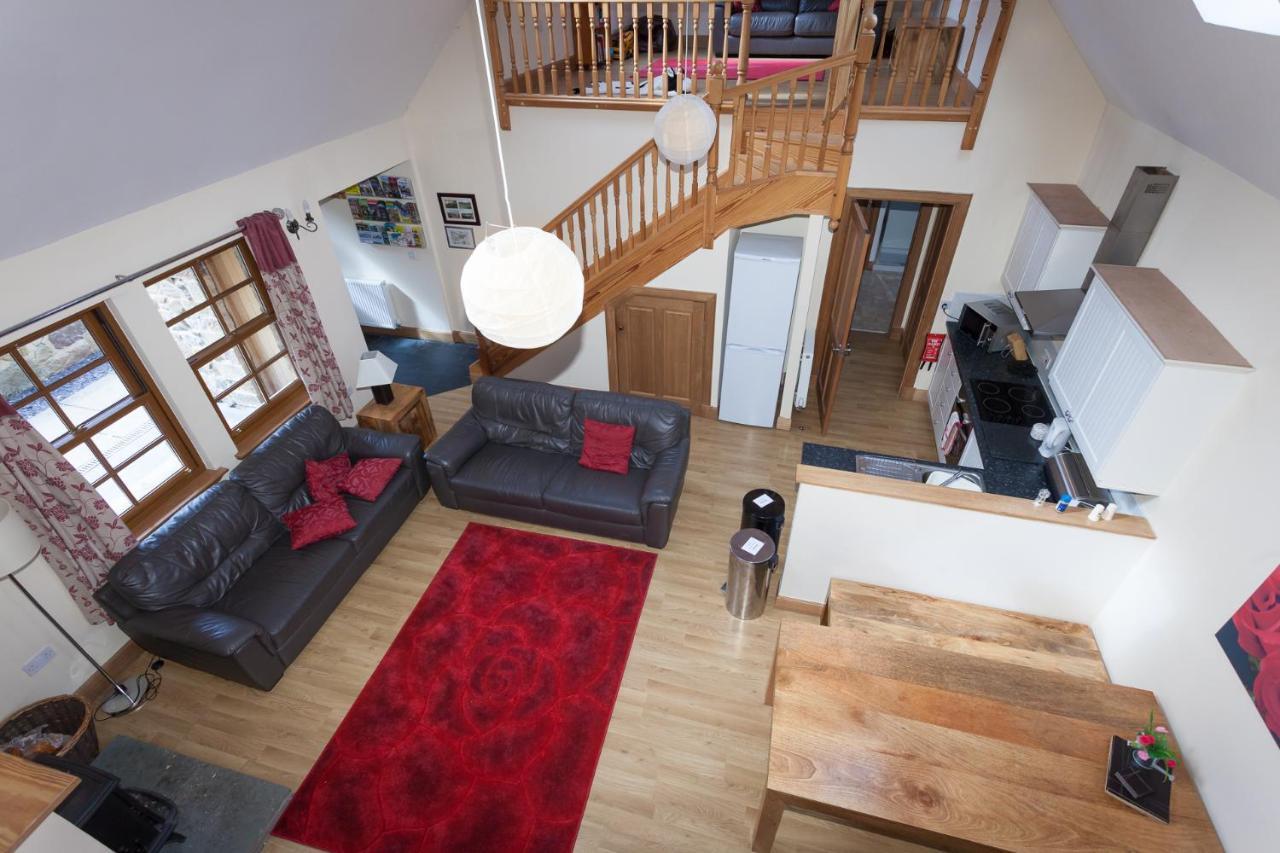 Honeysuckle Cottage At Williamscraig Holiday Cottages リンリスゴー エクステリア 写真