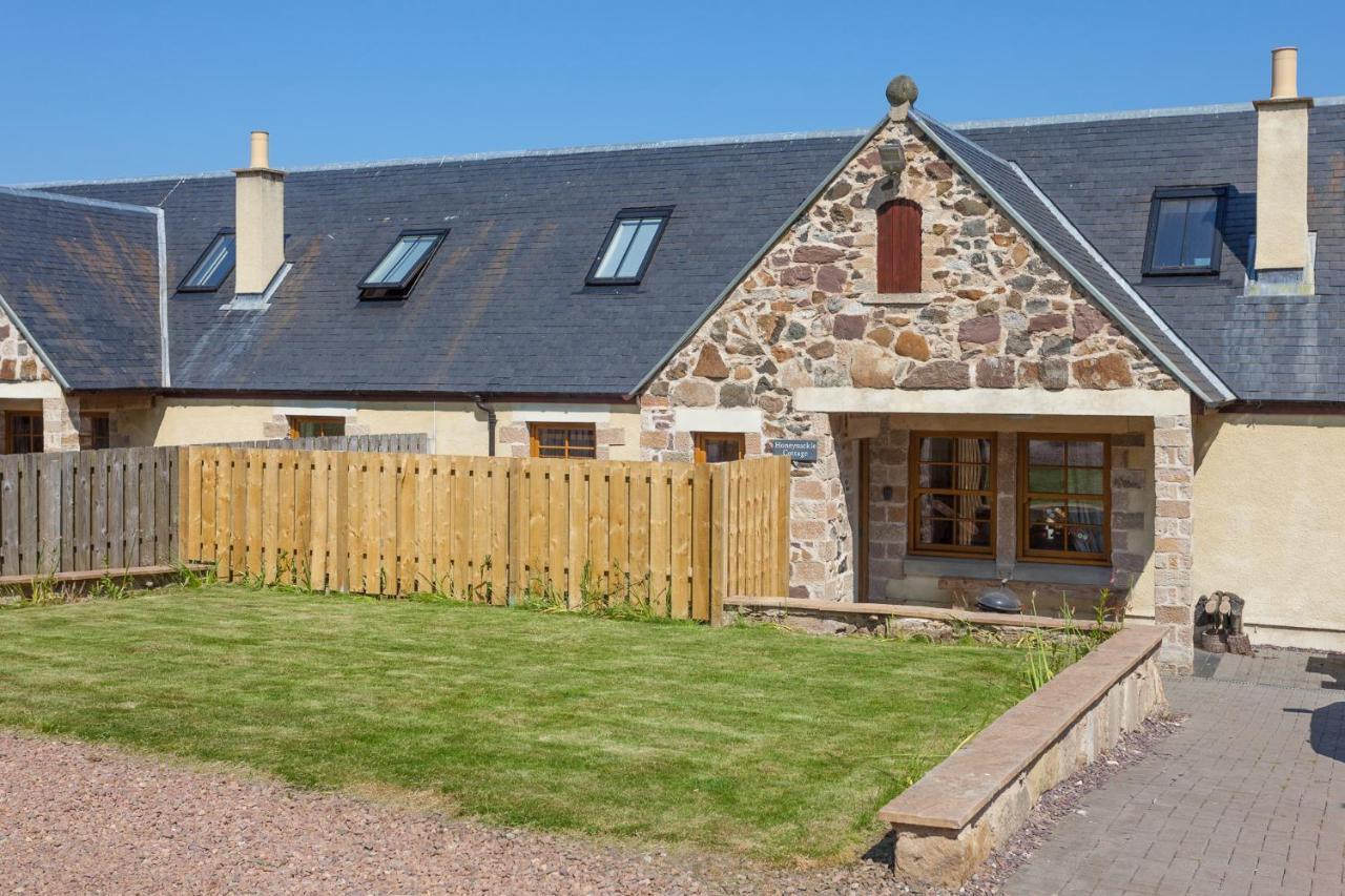 Honeysuckle Cottage At Williamscraig Holiday Cottages リンリスゴー エクステリア 写真